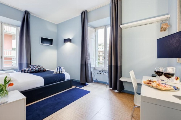 Easy Budget Colosseo image 12