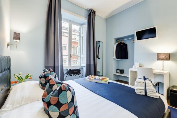 Easy Budget Colosseo image 13