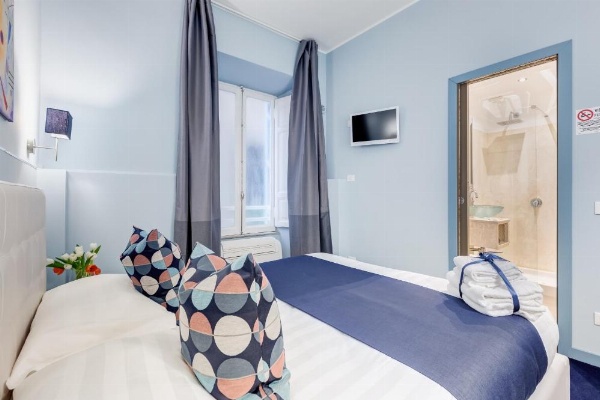 Easy Budget Colosseo image 23