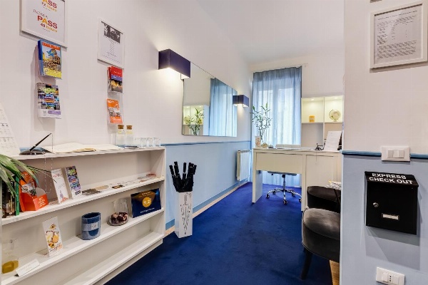 Easy Budget Colosseo image 5